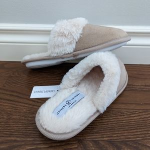 Chinese laundry slippers - New with tags
